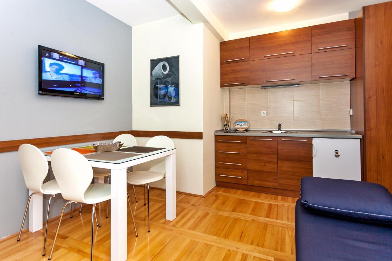 Hostgost At Kraljevi Cardaci Apartamento Kopaonik Exterior foto